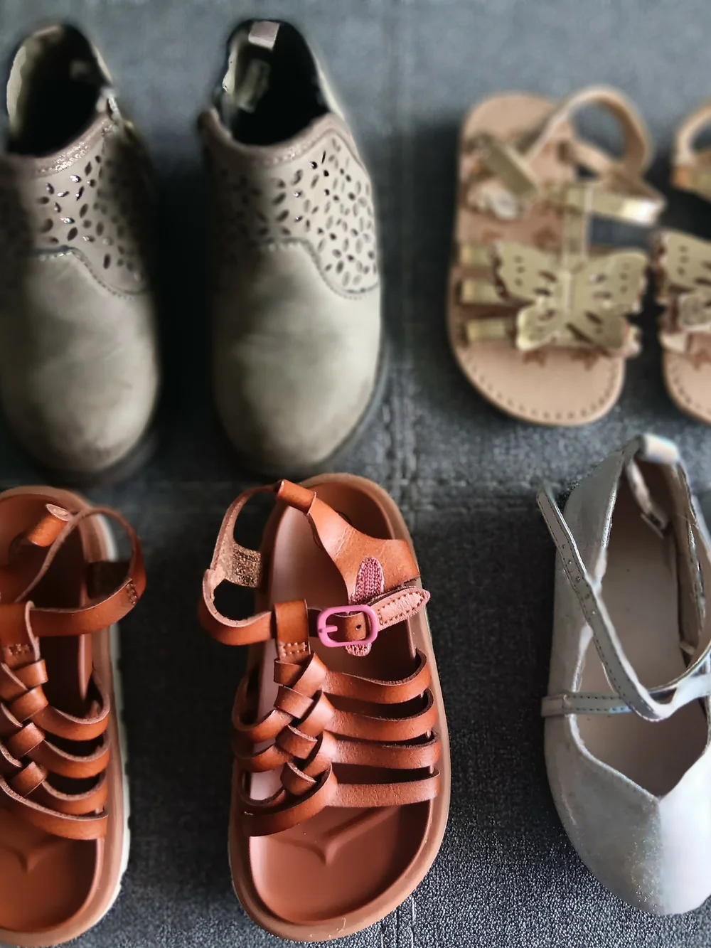 & Other Stories Tan Leather Kids Sandals with Pink Buckle
